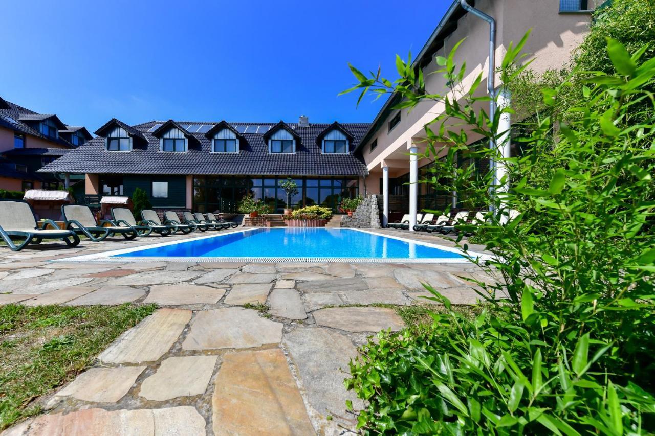 Christinenhof & Spa - Wellnesshotel Am Rande Des Spreewalds Тауэр Экстерьер фото